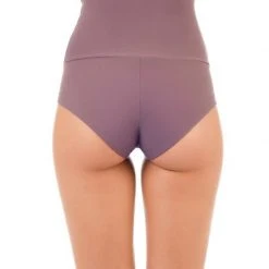 Dragonfly Betty High-Waisted Shorts - Lilac