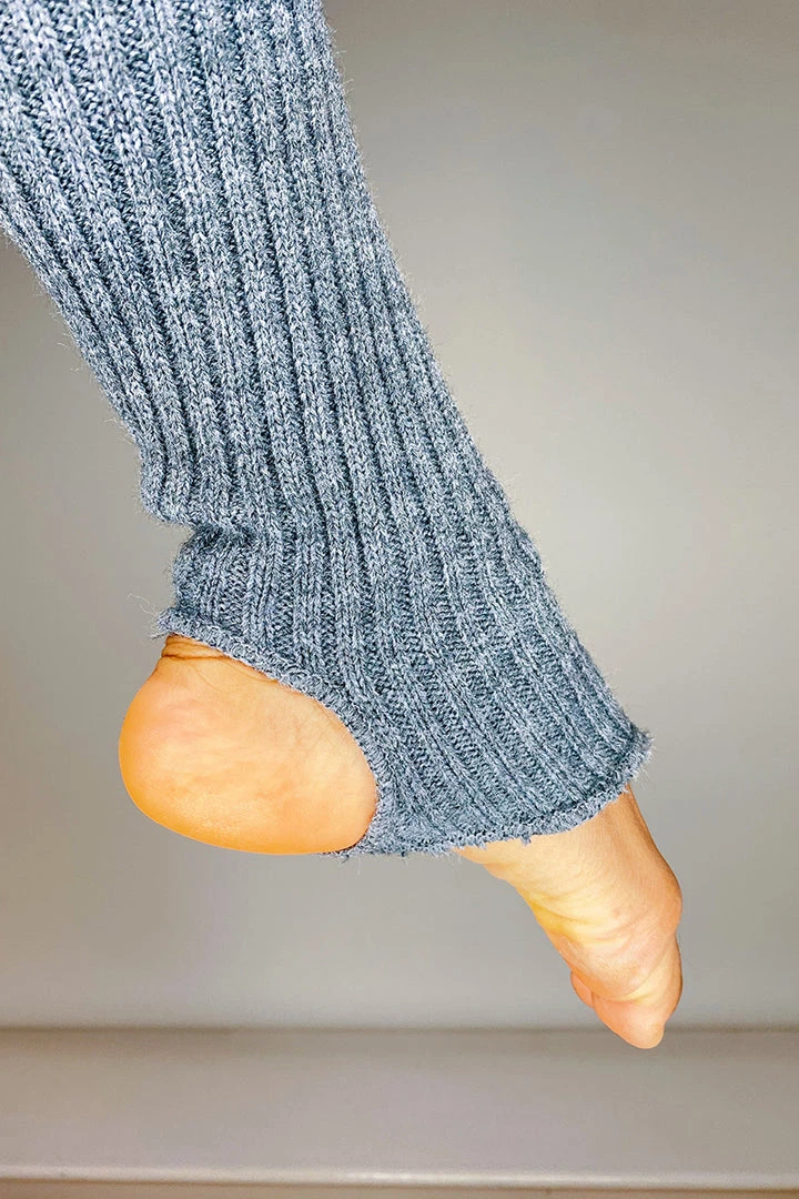 Pole Junkie Thigh High Legwarmers - Grey Accessories 3 Pole Junkie Thigh High Legwarmers - Grey Accessories