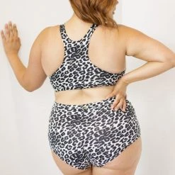 Lunalae High Waist Shorts - Grey Leopard