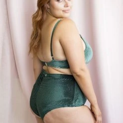 All Pole Wear Lunalae Lana High Waist Shorts - Emerald Velvet