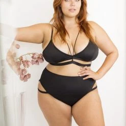 Most Loved Lunalae Bella Top - Black 12 Most Loved Lunalae Bella Top - Black