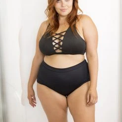 Most Loved Lunalae High Waist Shorts - Black 11 Most Loved Lunalae High Waist Shorts - Black