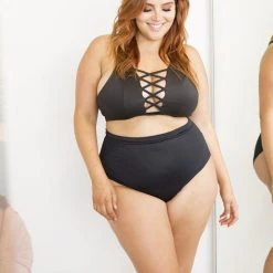 Lunalae High Leg Bottoms - Black All Pole Wear 10 Lunalae High Leg Bottoms - Black All Pole Wear