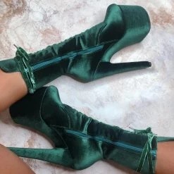 Shoes Hella Heels BabyDoll Velvet 7inch Boots - NY Gangster