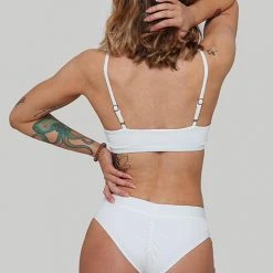 Creatures Of XIX The Hills Raree Top - Ribbed White All Pole Wear 12 Creatures Of XIX The Hills Raree Top - Ribbed White All Pole Wear