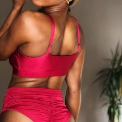 All Pole Wear REV ACTIV Bomb Garter Shorts - Cherry