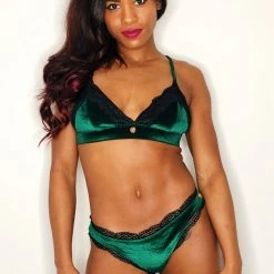 Shimmy & Sparkle Hong Kong Shorts - Emerald Green All Pole Wear