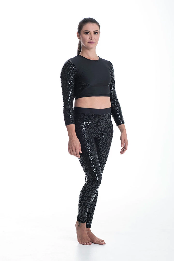 Paradise Chick Superhero Series Ultra Grip Crop Top - Black Leopard Back In Stock 5 Paradise Chick Superhero Series Ultra Grip Crop Top - Black Leopard Back In Stock