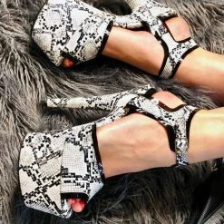 Hella Heels Mama Mamba Stilettos - 7inch