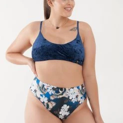 All Pole Wear Pole Addict Mona High Leg Bottoms - Momo