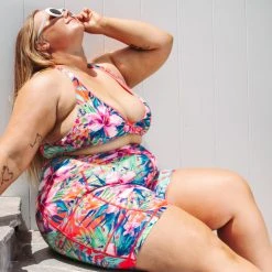 AMBR Designs Halter Crop Top - Aloha