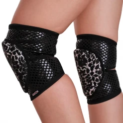 Queen Accessories Queen Grippy Kneepads - Wild Leopard Plus Size Pole Wear