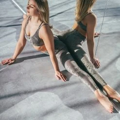 Dragonfly Adrianna Leggings - Velvet Stone 8 Dragonfly Adrianna Leggings - Velvet Stone