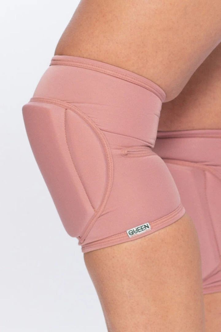 Queen Accessories Queen Kneepads - Dusty Rose Plus Size Pole Wear 2 Queen Accessories Queen Kneepads - Dusty Rose Plus Size Pole Wear