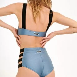 Paradise Chick Action Top - Steel Blue