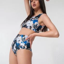 Pole Addict High Waisted Shorts - Momo