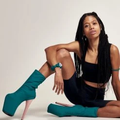 FANNA Shoe Protector - Teal Accessories