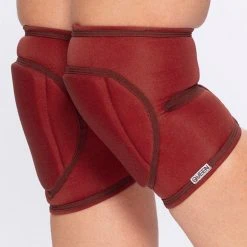Queen Accessories Queen Kneepads - Cherry