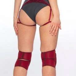 Queen Accessories Queen Garter Belt - Cherry Shine